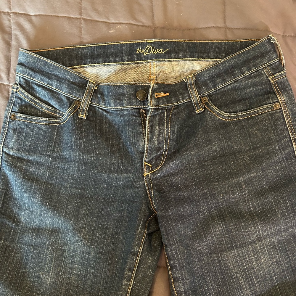 Old Navy: The Diva Jeans